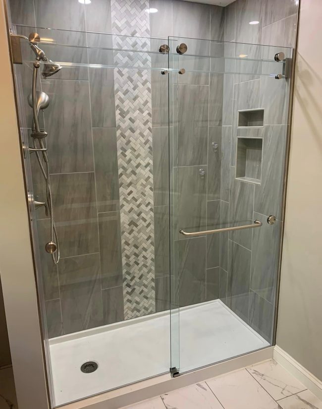 Clarity Rail Slider Custom Glass Shower